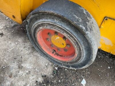 Mustang 2054 Skid-Steer - 7