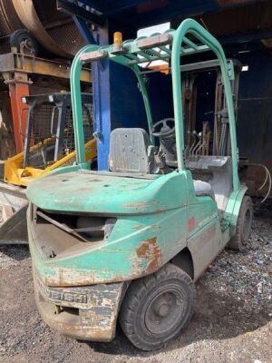 Mitsubishi FD30N Diesel Forklift - 2