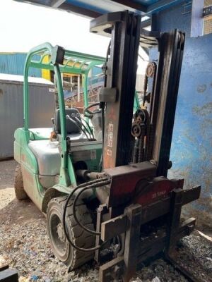 Mitsubishi FD30N Diesel Forklift - 4