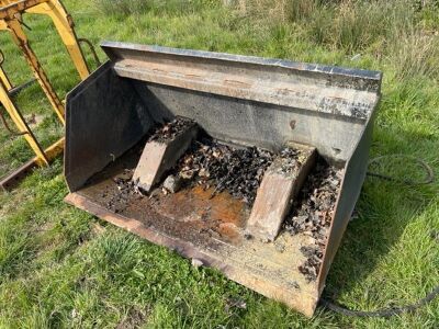 5ft Hydraulic Skid Steer Bucket