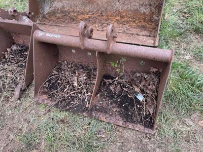 2 x Mini Digger Buckets; 2ft Ditching Bucket + 1ft Digging Bucket 