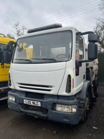 WILL BE OFFERED AT 9.15AM - 2010 Iveco 4x2 Johnston Duel Sweeper