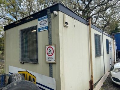 30ft x 10ft Jack Leg Site Office - 3