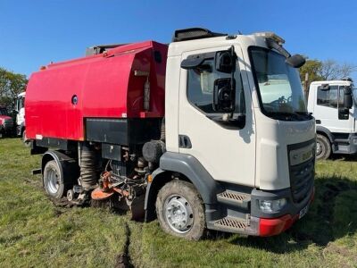 WILL BE OFFERED AT 9.15AM - 2017 DAF LF 4x2 Stock Duel Sweeper
