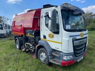WILL BE OFFERED AT 9.15AM - 2018 DAF LF 230 4x2 Duel Johnston Body Sweeper
