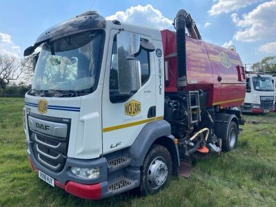 WILL BE OFFERED AT 9.15AM - 2018 DAF LF 230 4x2 Duel Johnston Body Sweeper - 2