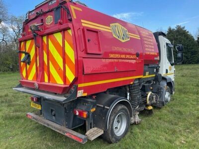 WILL BE OFFERED AT 9.15AM - 2018 DAF LF 230 4x2 Duel Johnston Body Sweeper - 4