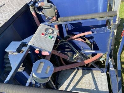 2005 Renault 4x2 Aircraft Water Replenishment Rigid - 6