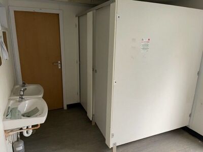 30ft x 9ft Jack Leg Toilet Block - 7