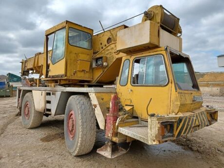 Coles 4x4 Mobile Yard Crane