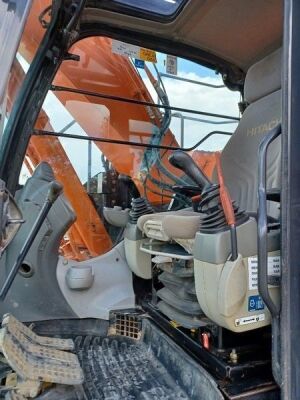 2014 Hitachi ZX225USLC-5B Excavator - 10