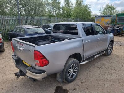 2017 Toyota Hilux Invincible Double Cab Pick Up - 4