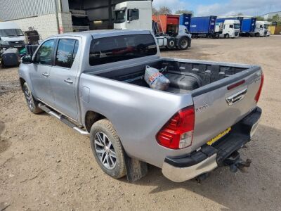 2017 Toyota Hilux Invincible Double Cab Pick Up - 6