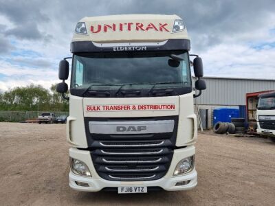 2016 DAF XF460 6x2 Midlift Superspace Tractor Unit - 2