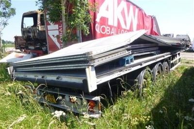 2007 Ekeri Triaxle Flat Trailer - 10