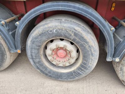 2004 United Triaxle Alloy Body Tipping Trailer - 12