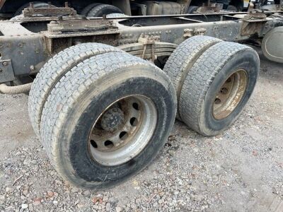 2009 Volvo FM 400 8x4 Chassis Cab - 6