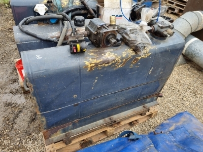 Tractor Unit Hydraulic Tank