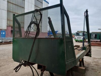 Whites Telescopic Skip Loader Equipment  - 3