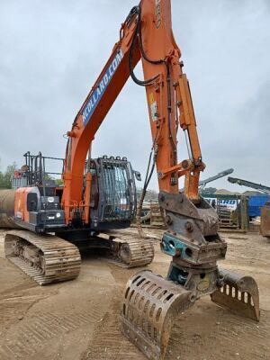 2017 Hitachi ZX130LCN-6 Excavator - 2