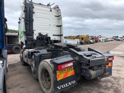 2014 Volvo FH540 6x2 Midlift Tractor Unit - 4