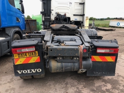 2014 Volvo FH540 6x2 Midlift Tractor Unit - 5