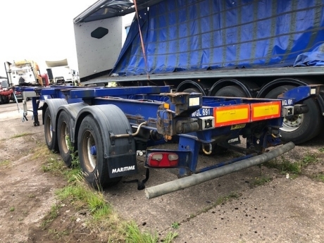 2010 SDC Triaxle Sliding Skeletal Trailer