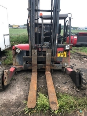 Moffett M4 Forklift - 7