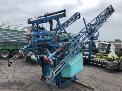 1998 D.P. Control Berthoud Crop Sprayer - 9
