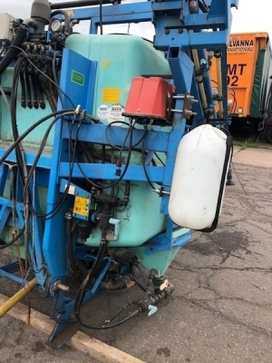 1998 D.P. Control Berthoud Crop Sprayer - 15