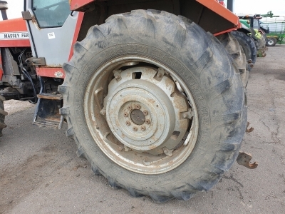 Massey Ferguson 699 4WD Tractor - 12