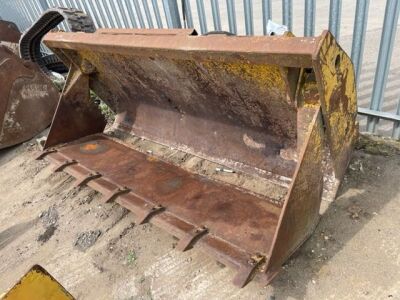 7ft Hydraulic Loader Bucket  - 2