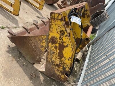 7ft Hydraulic Loader Bucket  - 3