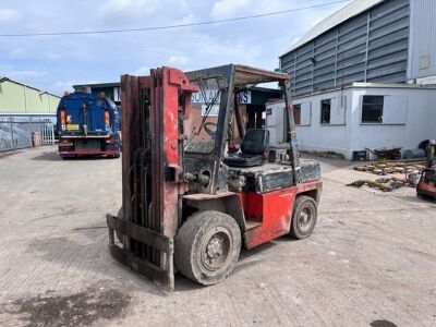 1993 Nissan WF3A35U Forklift - 3