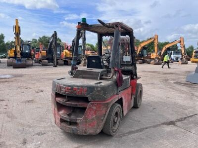 1993 Nissan WF3A35U Forklift - 5