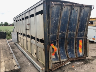 Livestock Container on Flat Body - 5