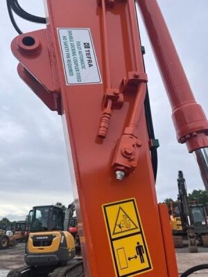 2016 Hitachi ZX135-5B Excavator - 7