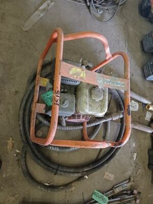 2x Concrete Vibrating Pokers & Motor