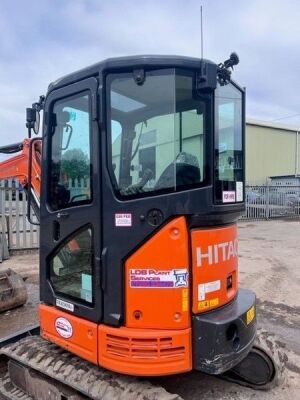 2017 Hitachi ZX26U-5A CLR Mini Digger - 11