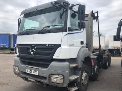 2009 Mercedes Axor 3240 8x4 Hook Loader - 2