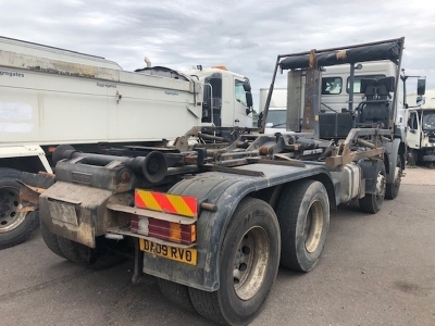 2009 Mercedes Axor 3240 8x4 Hook Loader - 3