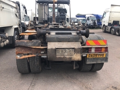 2009 Mercedes Axor 3240 8x4 Hook Loader - 5