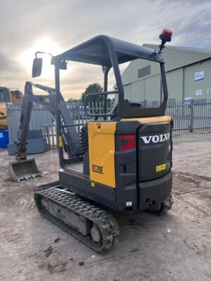 2021 Volvo EC20E Mini Digger - 2