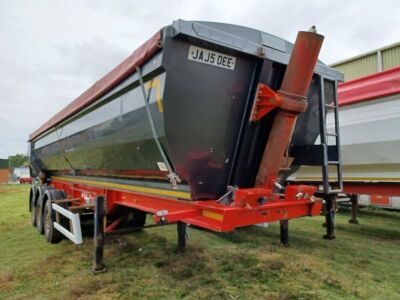 2013 Kelberg Triaxle Bath Tub Aggregate Tipping Trailer