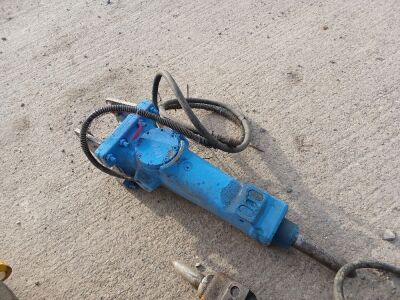 Hydraulic Breaker - 3