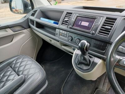 2015 Volkswagen Transporter 2.0 TDI BMT 180 Highline Kombi Van - 8
