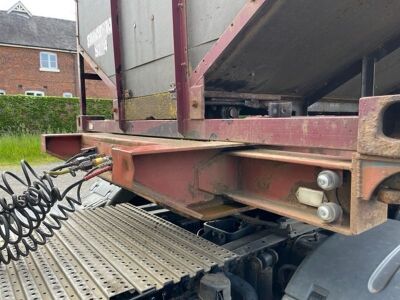 2001 SM Trailers 40ft Triaxle Skeletal Trailer - 11
