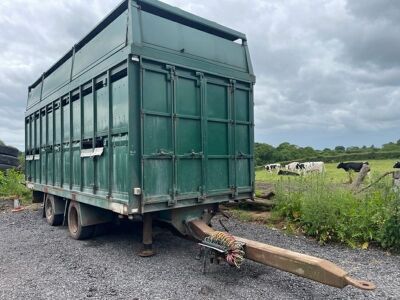 2004 Wilson Tandem Axle Drawbar Livestock Trailer