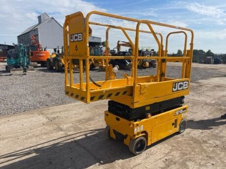 2017 JCB S1530E Electric Scissor Lift