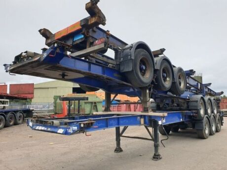 2004 Dennison Triaxle Sliding Skeletal Trailer